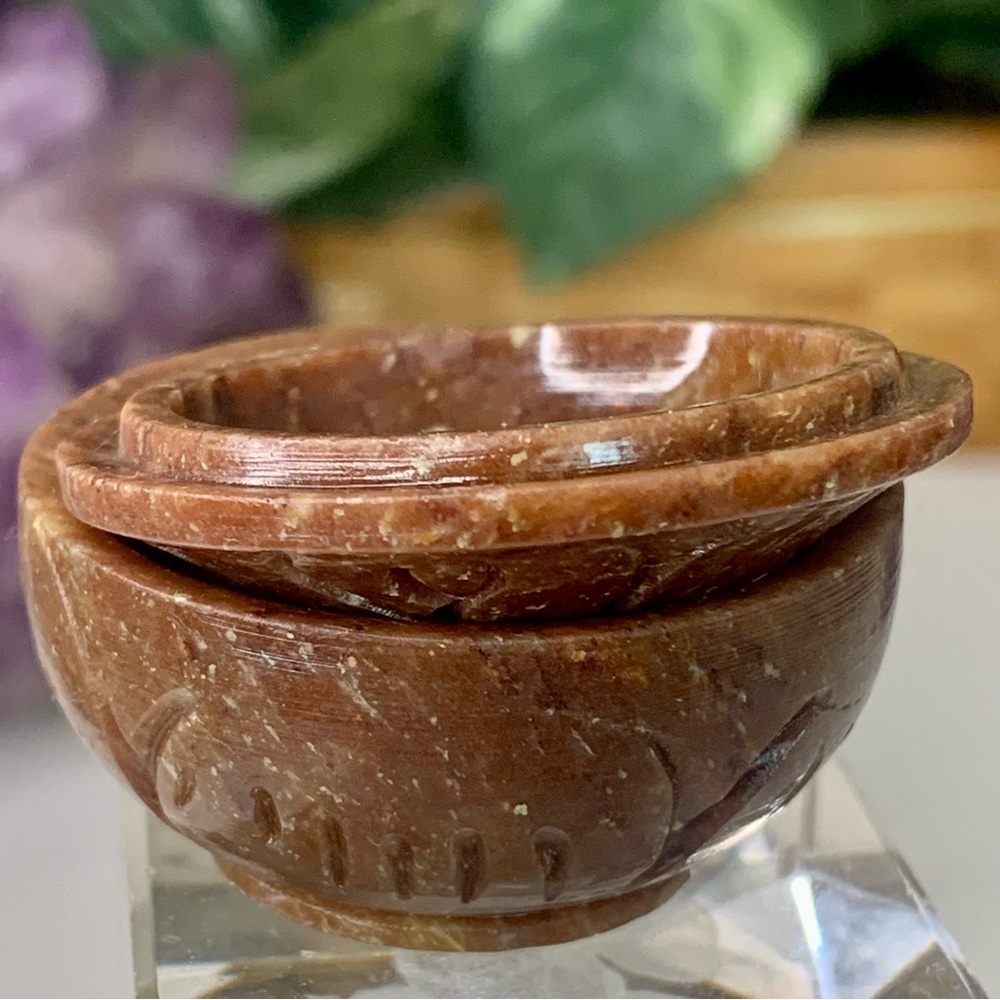 Brown Soapstone Hand Carved Lidded Trinket Box Miniature Round Dome Lid 1.6" VTG - Picture 5 of 16